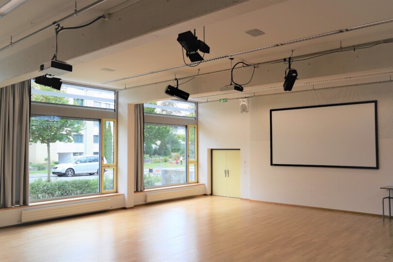 Aula Chapf Fensterfront