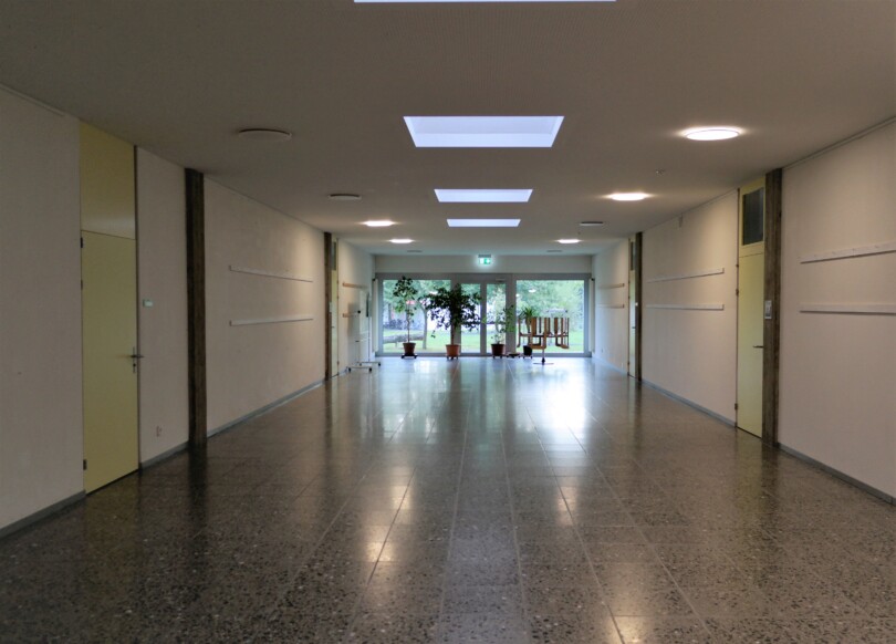 Annex-Foyer