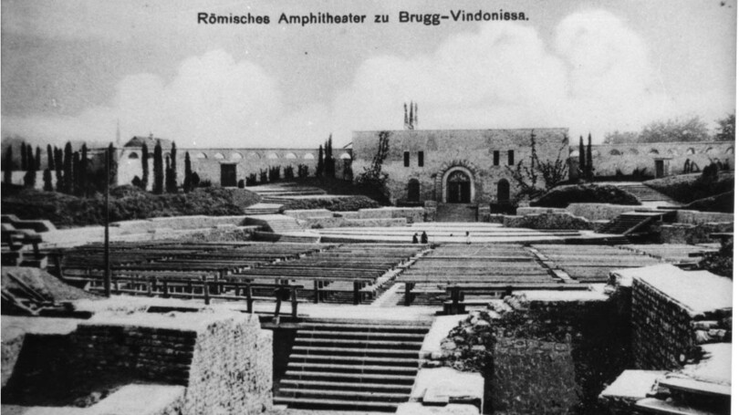 Amphitheater (alte Aufnahme)